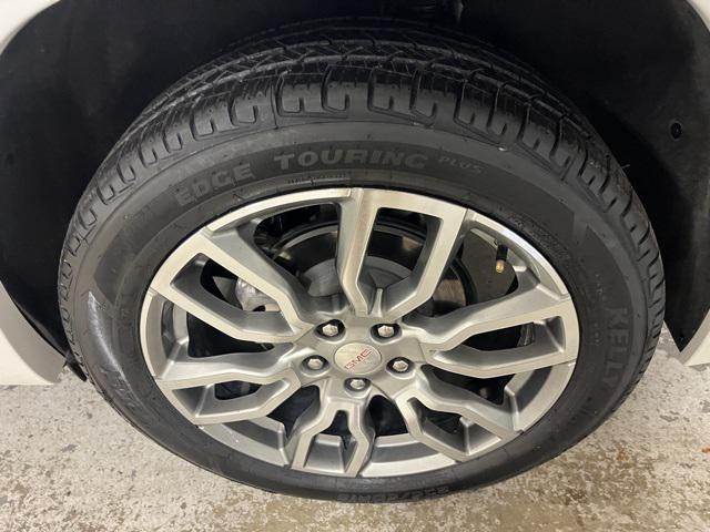 2023 GMC Terrain AWD Denali