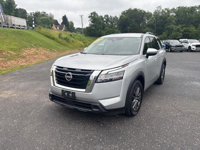 2022 Nissan Pathfinder SV 4WD
