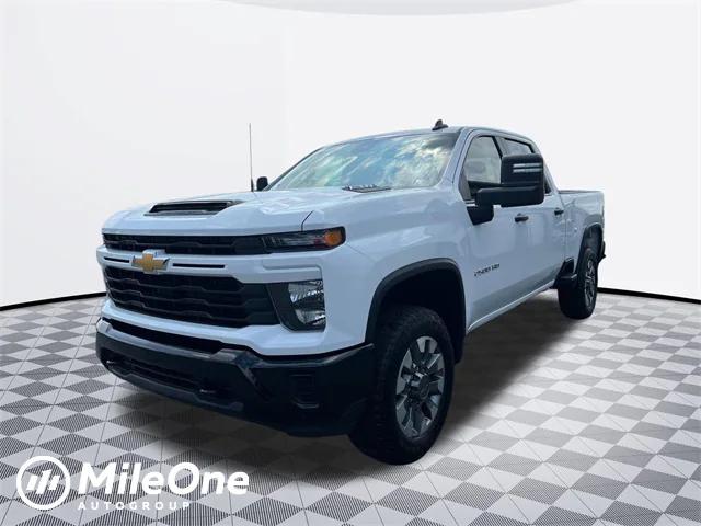 2024 Chevrolet Silverado 2500HD 4WD Crew Cab Standard Bed Custom