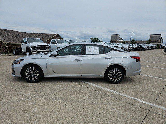 2023 Nissan Altima SV FWD