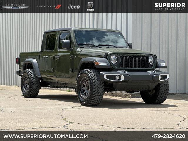 2024 Jeep Gladiator Sport