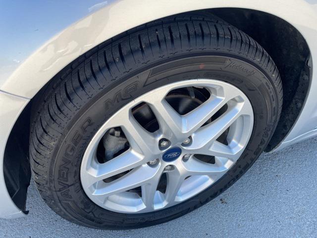 2015 Ford Fusion SE 2015 Ford Fusion SE