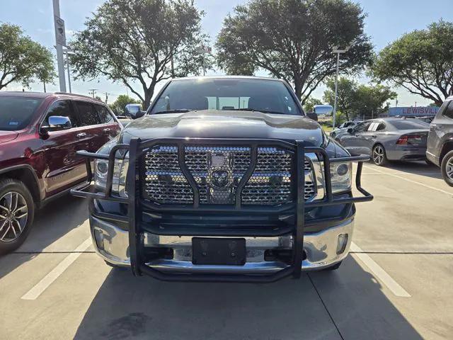 2017 RAM 1500 Laramie Crew Cab 4x4 57 Box