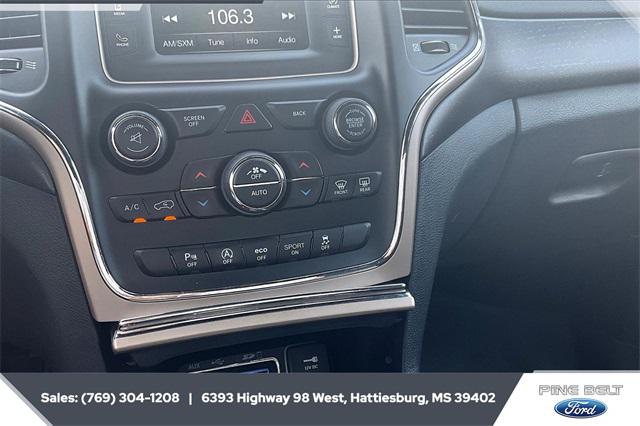 2016 Jeep Grand Cherokee Laredo