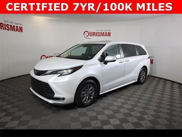2023 Toyota Sienna XLE