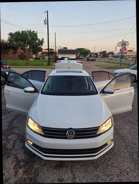 2017 Volkswagen Jetta 1.8T SEL Premium