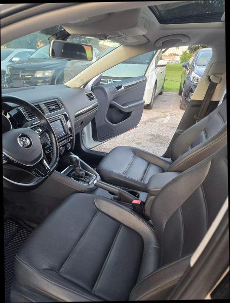 2017 Volkswagen Jetta 1.8T SEL Premium