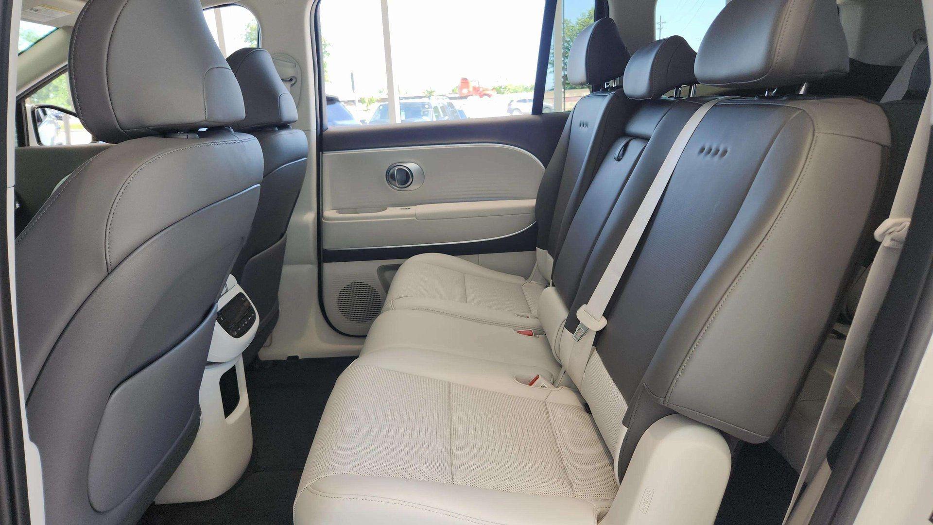 2026 Hyundai IONIQ 9 SEL - Photo 21