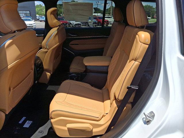2025 Jeep Grand Cherokee L Summit 4x4