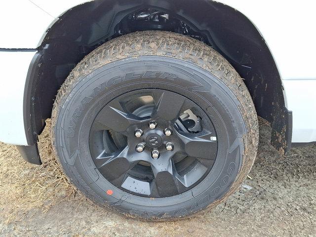 2025 Ram 1500 Tradesman Crew Cab 4x4 57 Box