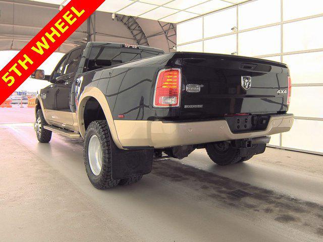 2017 RAM 3500 Laramie Longhorn Crew Cab 4x4 8 Box