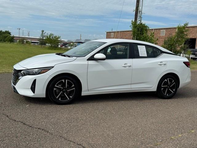 2024 Nissan Sentra SV Xtronic CVT