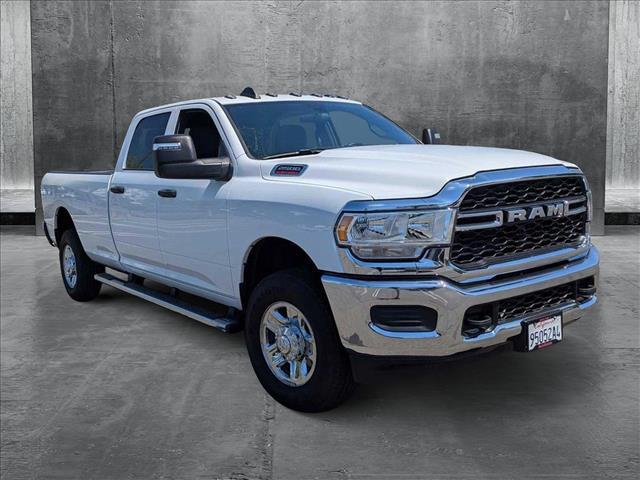 2024 RAM 2500 Tradesman Crew Cab 4x4 8 Box