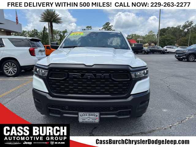 2025 RAM 1500 Tradesman Crew Cab 4x4 57 Box