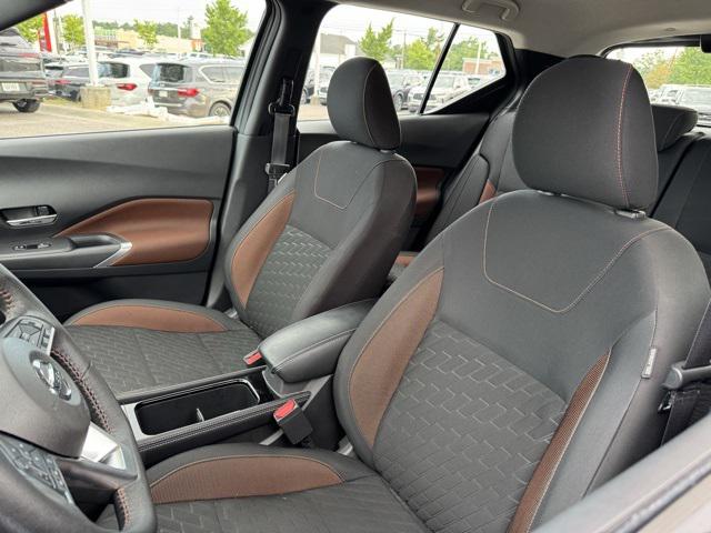 2021 Nissan Kicks SR Xtronic CVT