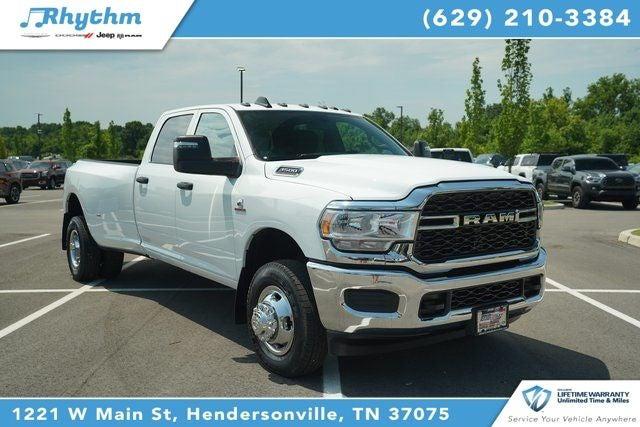 2024 RAM 3500 Tradesman Crew Cab 4x4 8 Box