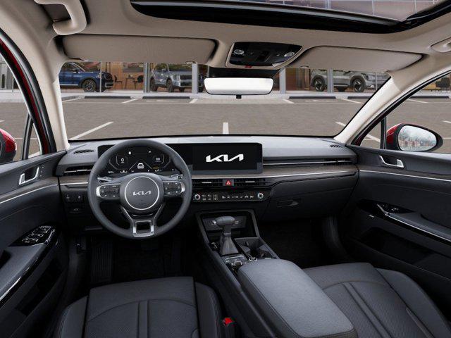 2025 Kia K5 EX