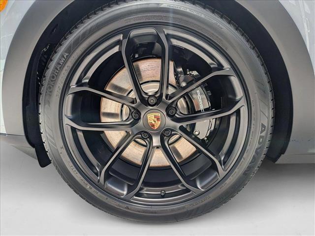 2025 Porsche Cayenne E-Hybrid S