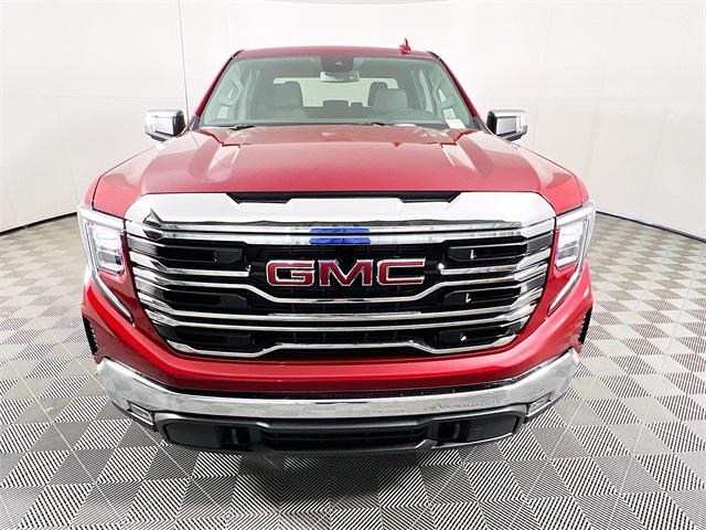 2025 GMC Sierra 1500 2WD Crew Cab Short Box SLT