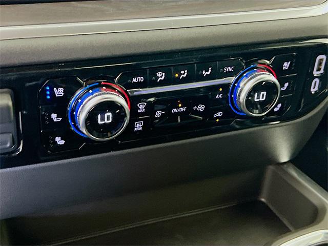 2025 GMC Sierra 1500 2WD Crew Cab Short Box SLT