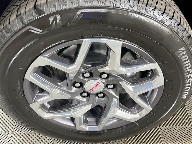 2025 GMC Sierra 1500 2WD Crew Cab Short Box SLT
