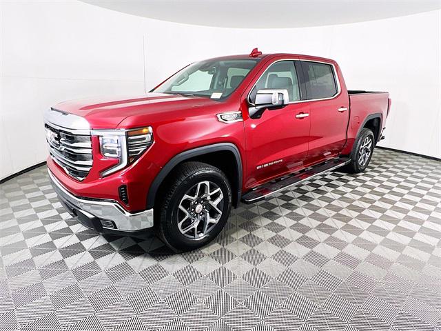 2025 GMC Sierra 1500 2WD Crew Cab Short Box SLT