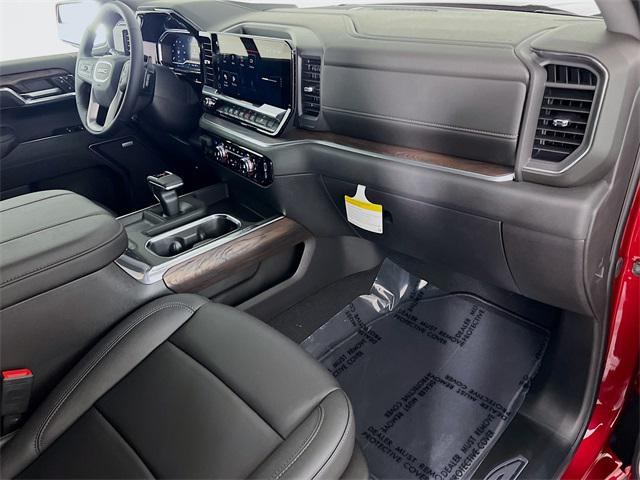 2025 GMC Sierra 1500 2WD Crew Cab Short Box SLT