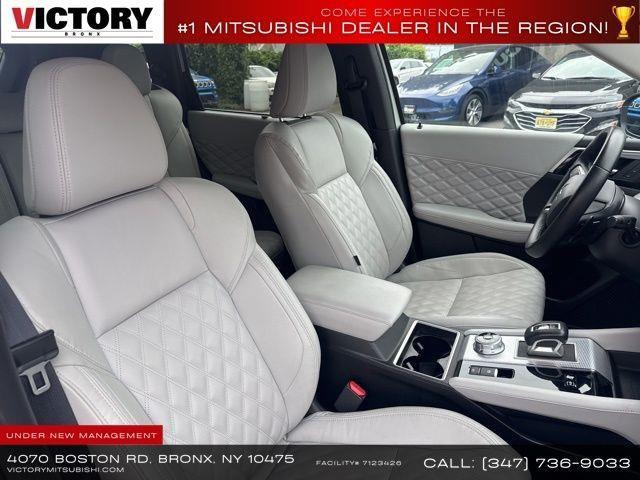2024 Mitsubishi Outlander PHEV SEL S-AWC