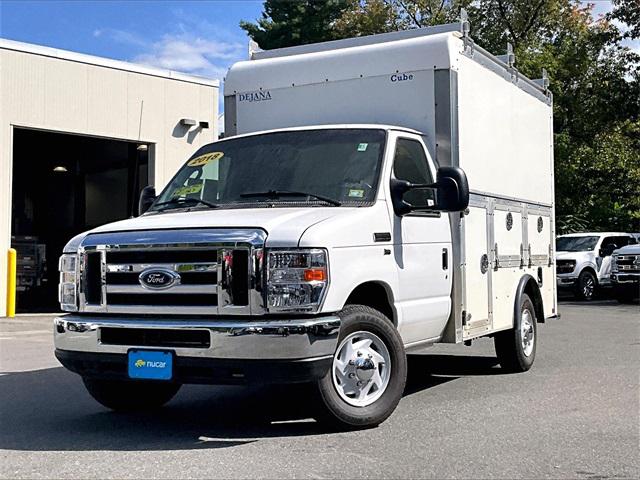 2018 Ford E-350 Cutaway Base