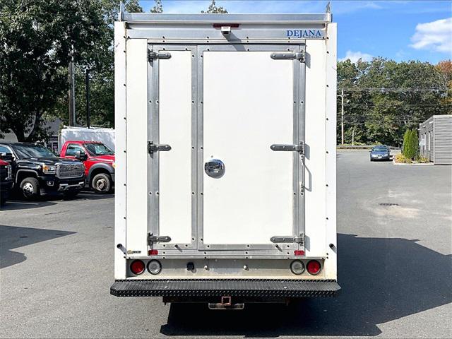 2018 Ford E-350 Cutaway Base