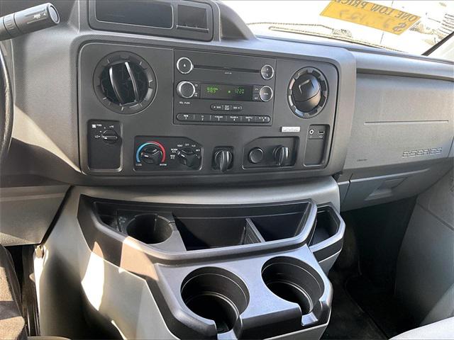 2018 Ford E-350 Cutaway Base