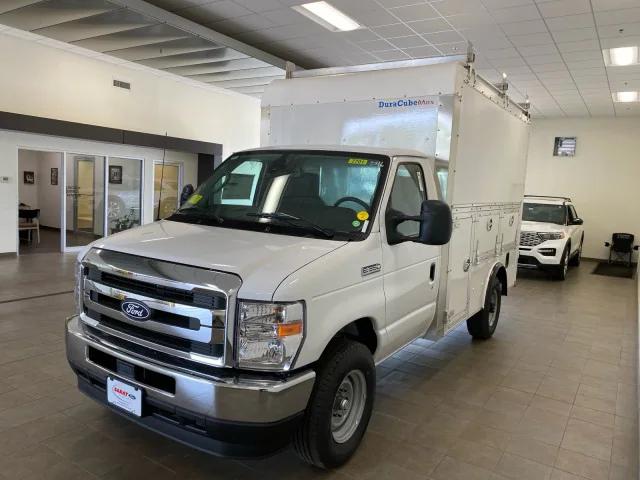 2026 Ford E-350 Cutaway E-350 SRW 138 WB