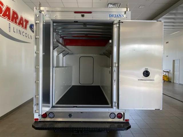 2026 Ford E-350 Cutaway E-350 SRW 138 WB