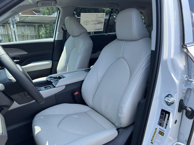 2025 Toyota Grand Highlander Hybrid XLE