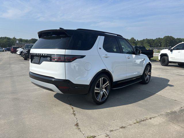 2023 Land Rover Discovery P360 Metropolitan Edition