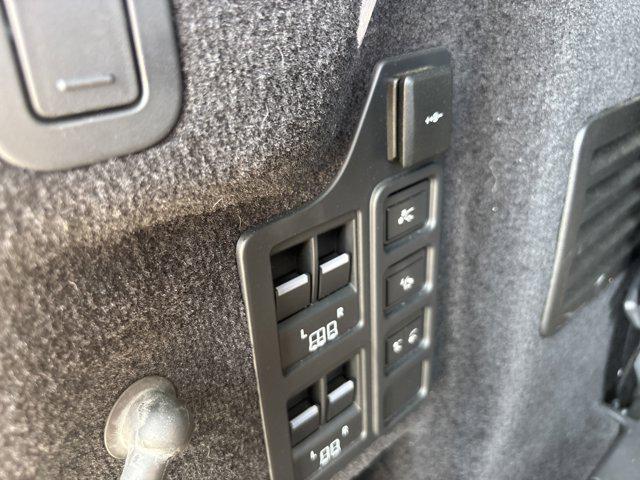 2023 Land Rover Discovery P360 Metropolitan Edition