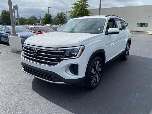 2024 Volkswagen Atlas 2.0T SE w/Technology
