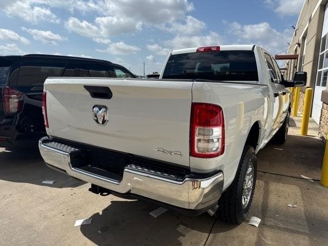 2024 RAM 2500 Tradesman Crew Cab 4x4 64 Box