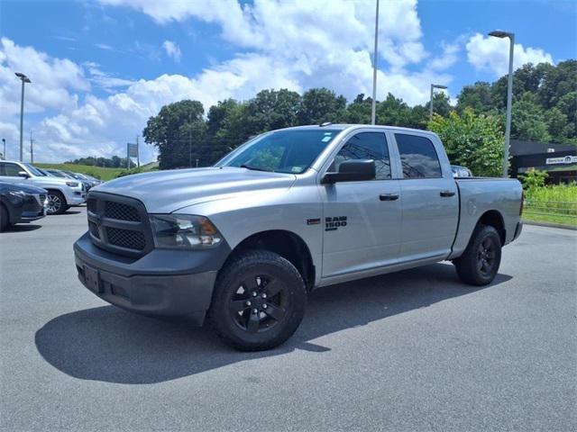 2022 RAM 1500 Classic Tradesman Crew Cab 4x4 57 Box
