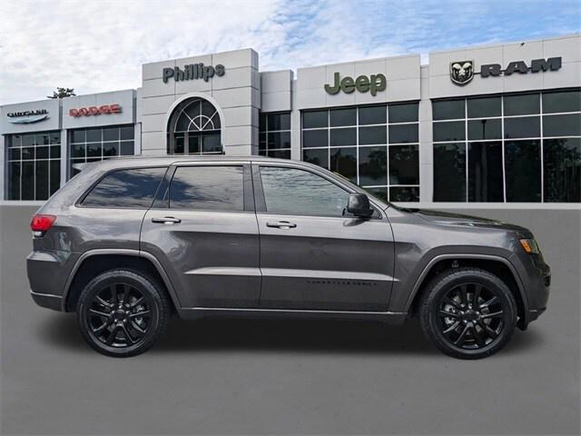 2021 Jeep Grand Cherokee Laredo X 4x2