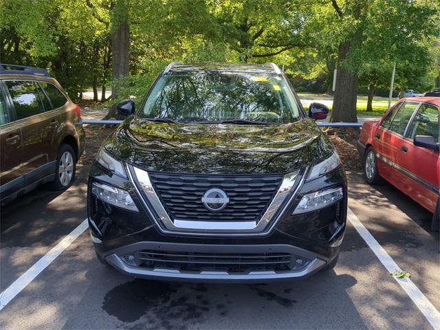 2022 Nissan Rogue SL FWD