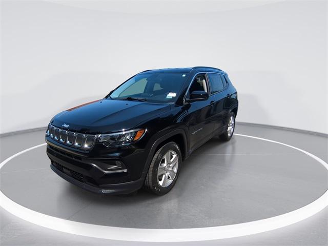 2022 Jeep Compass Latitude FWD
