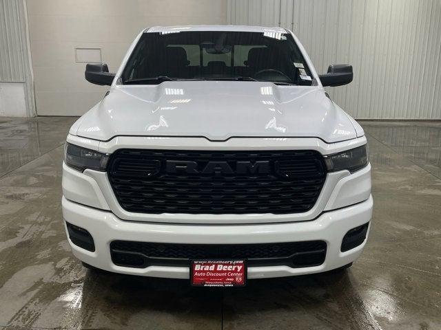 2025 RAM 1500 Tradesman Crew Cab 4x4 57 Box