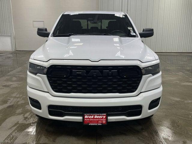 2025 RAM 1500 Tradesman Crew Cab 4x4 57 Box
