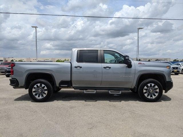 2024 Chevrolet Silverado 2500HD 4WD Crew Cab Standard Bed Custom