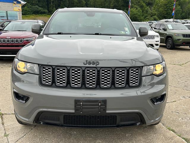 2021 Jeep Grand Cherokee Laredo X 4x4