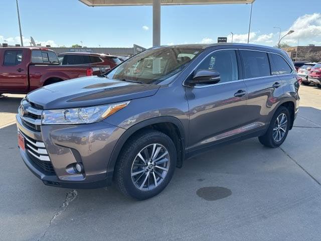 2019 Toyota Highlander SE 2019 Toyota Highlander SE