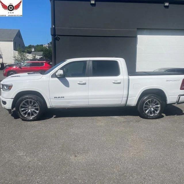2022 RAM 1500 Laramie Crew Cab 4x4 57 Box