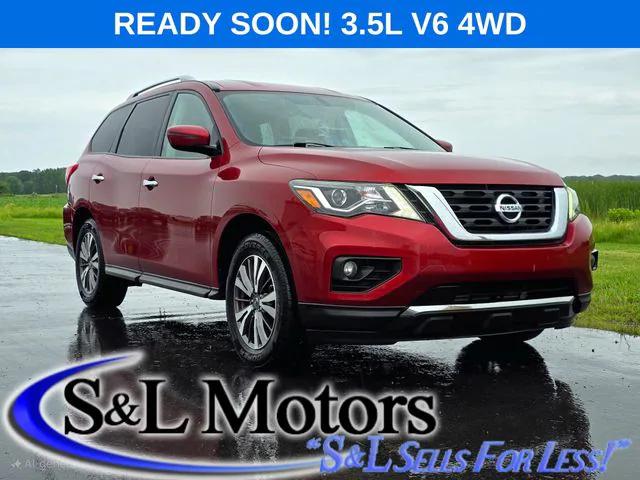 2017 Nissan Pathfinder SV