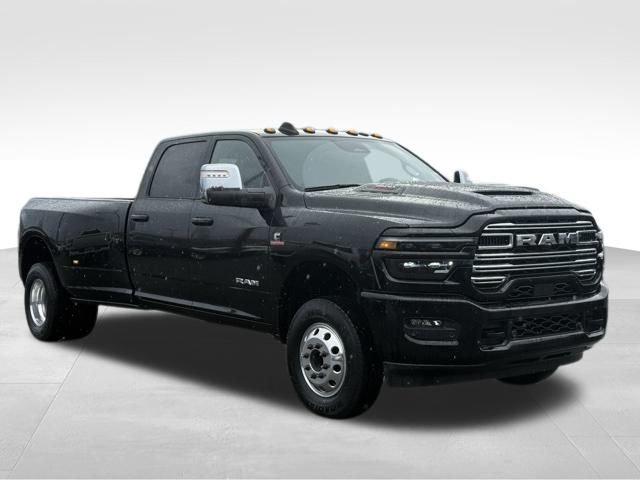 2025 RAM Ram 3500 RAM 3500 LARAMIE CREW CAB 4X4 8 BOX